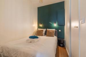 Île SAINT LOUIS, NOTRE DAME, suite 1 chambre 2 à 4p