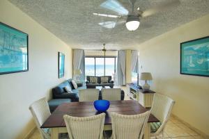 201 Marbella, Umhlanga