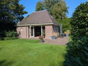 Stylish Guesthouse with 2 Free E-bikes - near Breda! - Langeweg