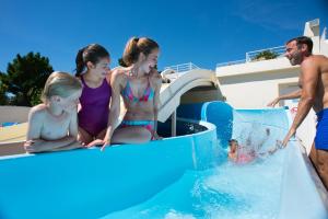 Campings Camping Officiel Siblu Le Bois Masson : photos des chambres