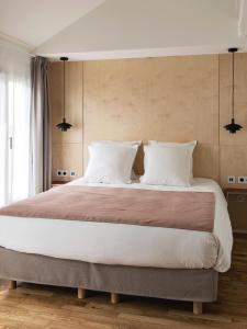 Junior Suite room in Newhotel Opéra