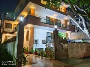 Hotel Keystone - Гургаон