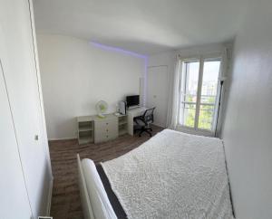 Apparemment lumineux vue Tour Eiffel