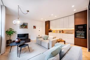 Covent Garden 2 bed 2 bath duplex