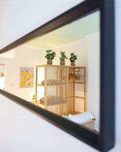 Spacious two-bed apartment 100m from Trafalgar sqr