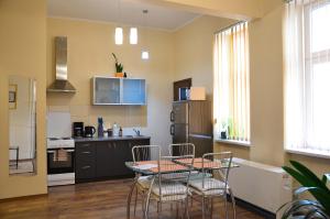 Caffe Latte, City Center Apartment