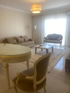 Elrehab city apartment M