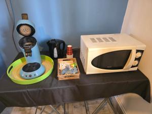 Sejours chez l'habitant Chambre 2, chambre de bonne : photos des chambres