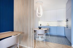 BLUE HORIZON Self Check-in, Free Garage Parking, Invoice