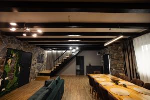 Panoramic Chalet Transalpina