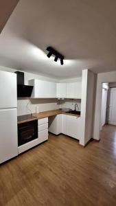 Wellness house ZoJa with outdoor sauna and hot tub