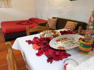 Bella casita de adobe vía a la laguna de Tota