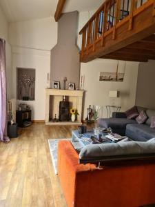 Maison de vacances en pierre avec piscine