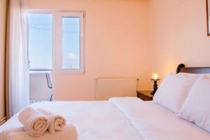 Charming Sea View House in Konak