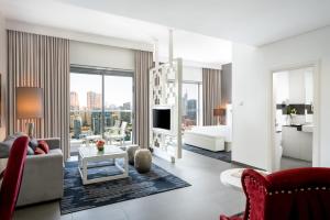 The First Collection Dubai Marina