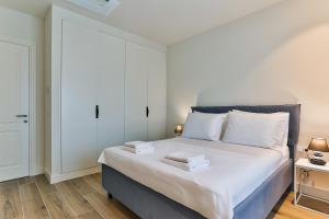 Lustica bay Serenity Lux Apart