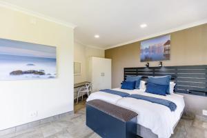 8 On Eagle Bed & Breakfast Room 1