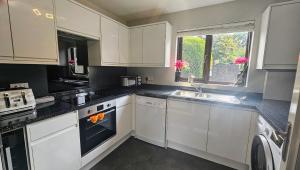 Grassmere - 3 bed house with private garden