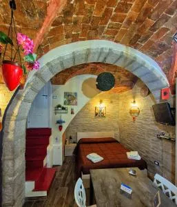 Suite Borgo 74 - 皮亚纳德利亚尔巴内西