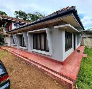 Shanthi House - Kapparatota