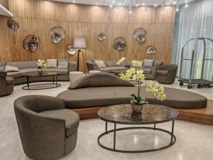 Zekis Place - Shore 2 Residences MOA