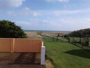 Maisons de vacances villa Les Pieds Dans l-Eau sur les plages du debarquement : photos des chambres