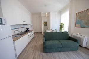 SweetHome Confortevole Trilocale vicino stazione WIFI aria condizionata