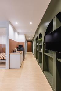 Patong Apartments Steps to Beach & Bangla Road Sleeps 6