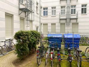 Zentrales Apartment mit Küche & WLAN, Perfekt für Paare & Geschäftsreisende