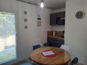 Maisons de vacances Maison au calme 3 chambres avec terrasse et jardin : photos des chambres