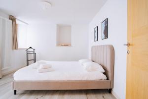 Aosta Holiday Apartments - Piazza Chanoux