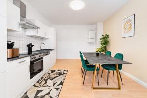 Smart Home - Essen - Perfect for 5 Guests! Central - Balcony - Netflix - Free Parking Zone