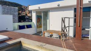 HR.316 - Cobertura duplex com 3 suites em Ipanema
