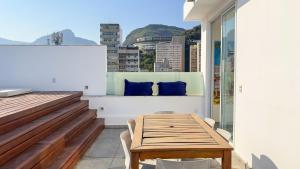 HR.316 - Cobertura duplex com 3 suites em Ipanema