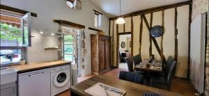 Maisons de vacances Gite la Maison du Queyran : photos des chambres
