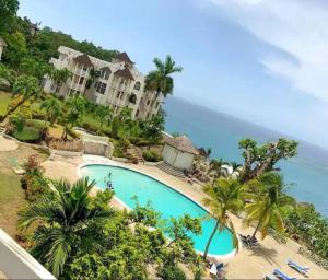 1bd Condo Ocean View