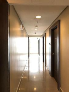 Twin Oaks Place West Tower