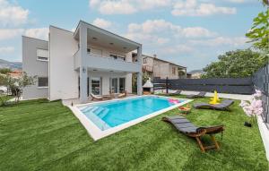 3 Bedroom Gorgeous Home In Kastel Novi 