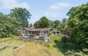 3 Bedroom Beautiful Home In Melby - Melby