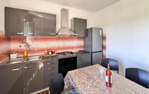 Nice Apartment In Pula With Wifi