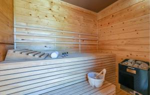 Lovely Home In Vinogradi Ludbreski