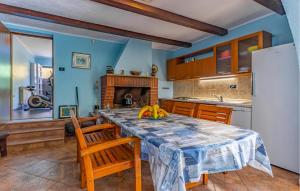 Beautiful Home In Liznjan