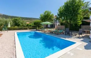 Cozy Home In Prolozac Donji With Wifi - Donji Proložac