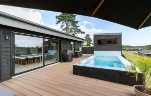 Stunning Home In Ebeltoft With Sauna