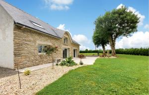 Stunning Home In Guégon With Wifi