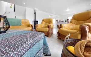 Stunning Home In Guégon With Wifi