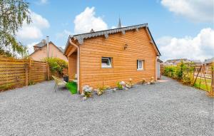 Nice Home In Grainville-La-Teinturi