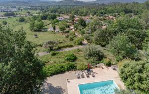 Maisons de vacances Beautiful Home In Besse-Sur-Issole : photos des chambres