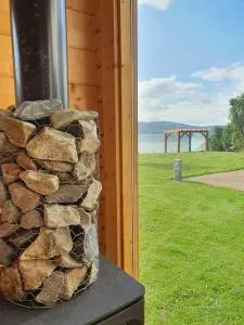 Luxury Seaside Escape - Red Sunset - 纽里