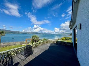 Luxury Seaside Escape - Red Sunset